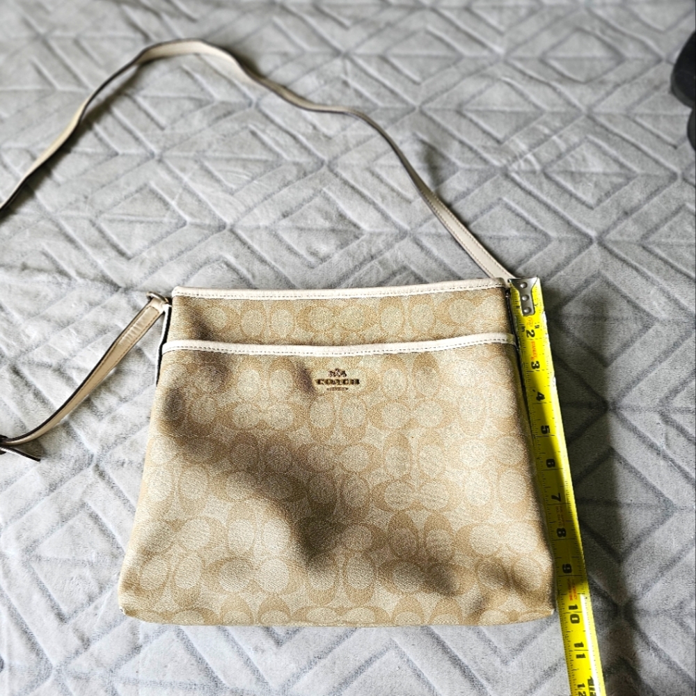Coach Messenger Crossbody bag